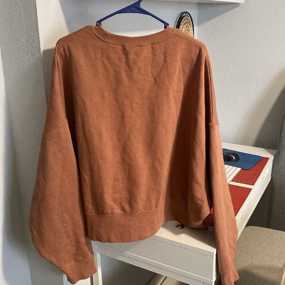 Light brown Nike Phoenix sweatshirt - Picture 4 of 10